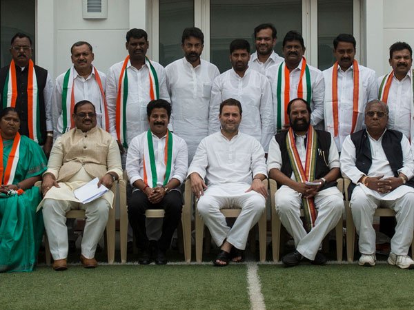 రేవంత్ రెడ్డి ఇంటికి కుంతియా