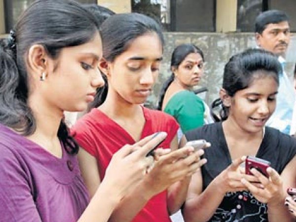 మార్కుల్లో తేడాతో జాతకాలు తారుమారు?