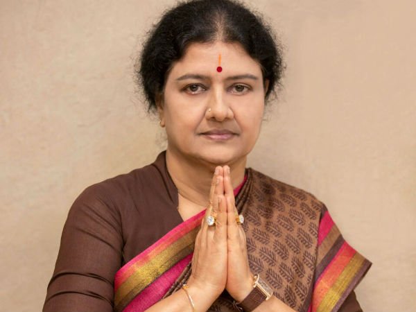  పసిగట్టిన శశికళ