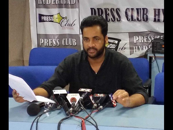 హోదా కోసం పోరాడుతాం