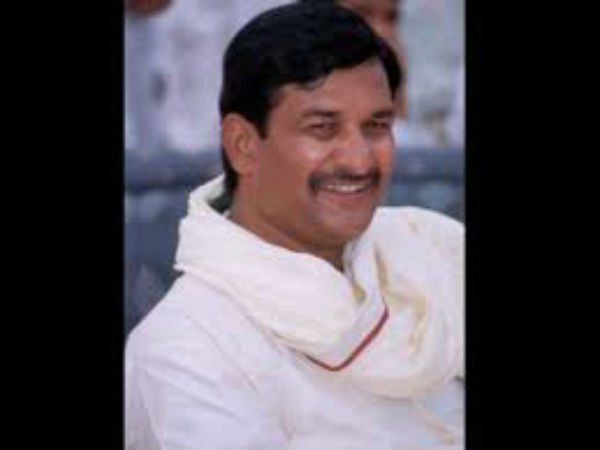  2014లో పైళ్ళ శేఖర్ రెడ్డి రంగంలోకి