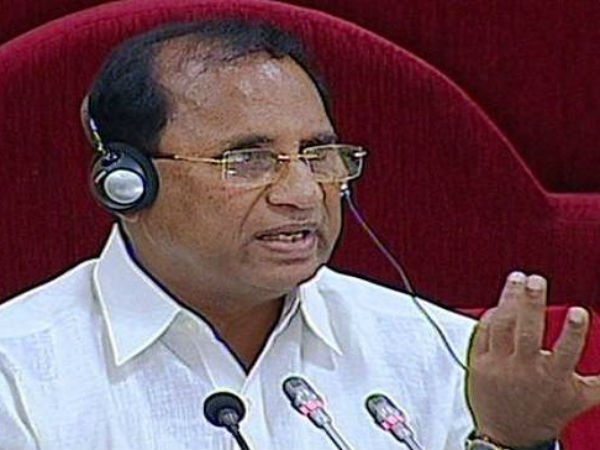 లెజెండ్ సినిమాలో ఇలా ఫిరాయింపులకు వ్యతిరేకమని సందేశం