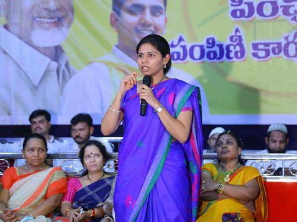 ఫిరాయింపులతోనే క్యాబినెట్ ఇలా నేడు