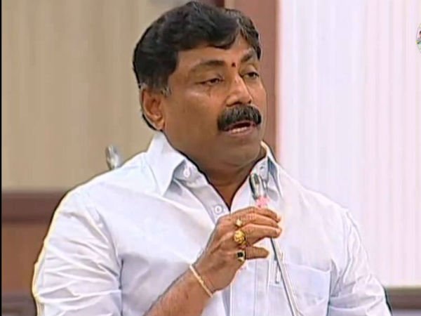 వైసీపీకి కార్యకర్తలే అండ... వైసీపీకి కార్యకర్తలే అండ...