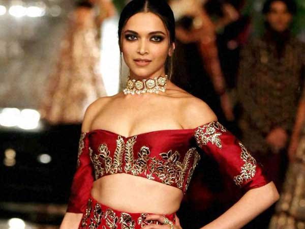 గుజరాత్ ఎన్నికల కోసమే నాటకమన్న కాంగ్రెస్