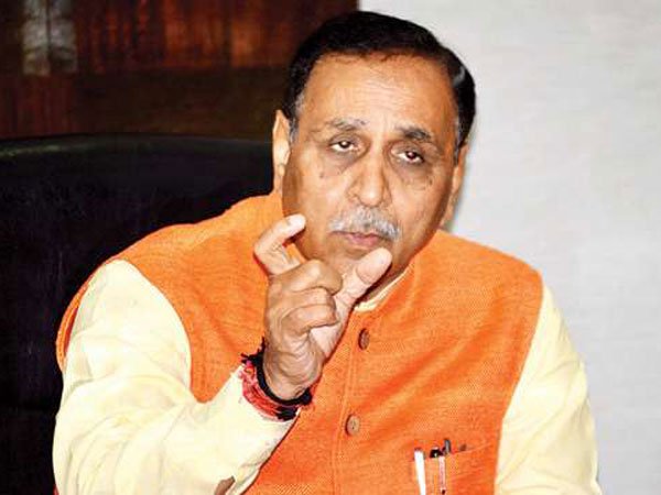 విజయ్ రూపానీతో ఇంద్రానిల్ రాజ్యగురు పోటీ