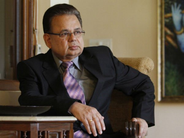  తాత తండ్రీ బాటలోనే జస్టిస్ దల్వీర్ భండారీ