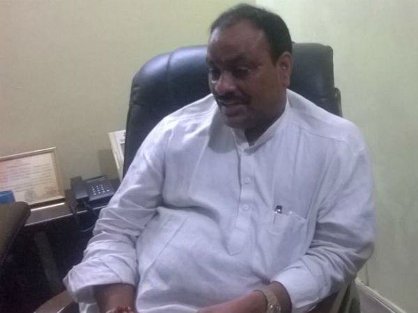 లోకేష్ ఎదురుపడి: