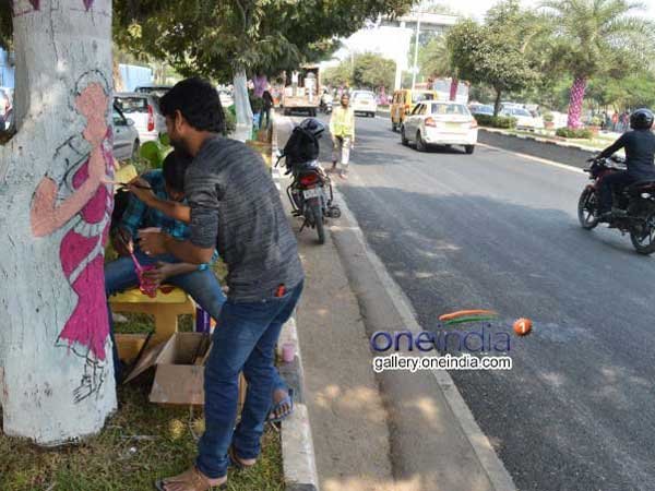 పరిసరాల్లోని ప్రజలకు పాస్‌లు