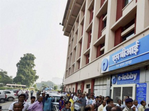 డిస్కౌంట్లు, క్యాష్‌బ్యాక్ ఆఫర్లు