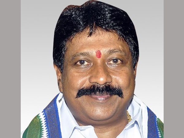 బాబును మెచ్చుకున్న వైసీపీ ఎమ్మెల్యే