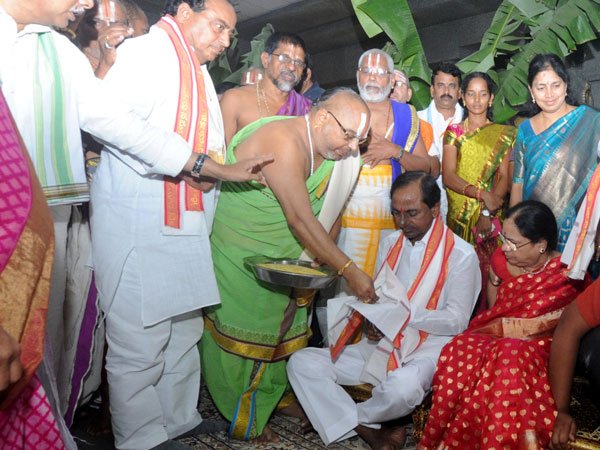 24 గంటలు పని జరగాలి