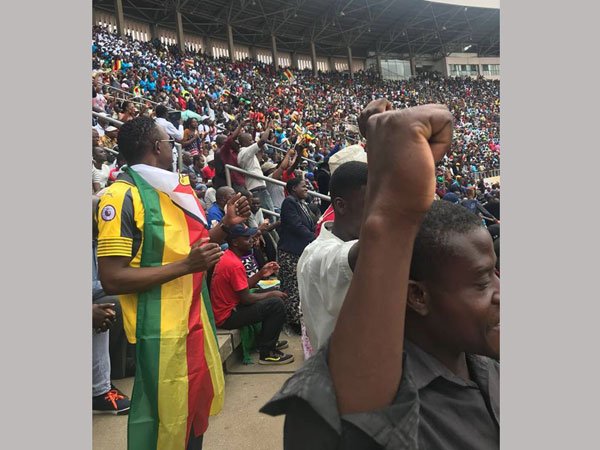  సంక్షోభం ఇలా: