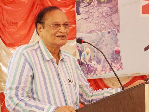 ఐఎంఏ ప్రొఫెసర్ గా లక్ష్యాలు..