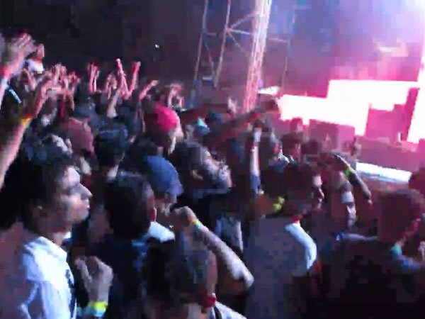 తల్లిదండ్రులు ఉంటేనే పిల్లలకు అనుమతి ఇలా తల్లిదండ్రులు ఉంటేనే పిల్లలకు అనుమతి ఇలా