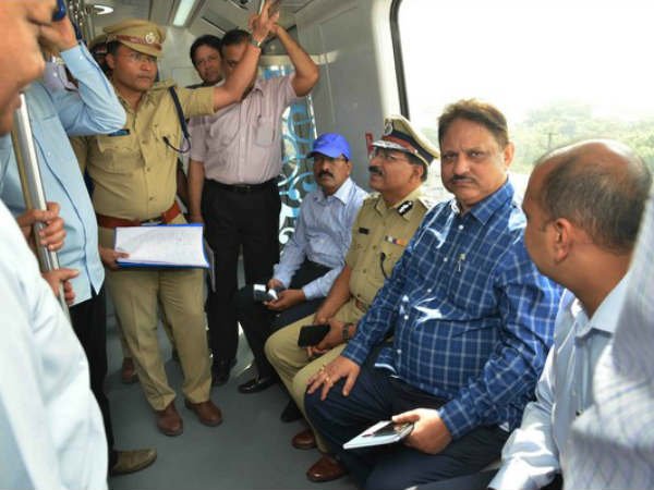  సమయం చాలక రాత్రివేళ ఆఫీస్‌లోనే