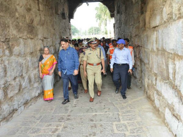  గోల్కొండ కోటలోకి ఎన్నో ప్రవేశ ద్వారాలు