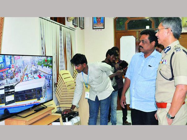  విఐపిల రాక....