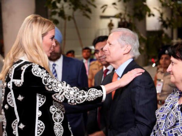  పోలీసుల ట్రయల్