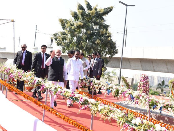 శంషాబాద్ వరకు మెట్రో.. శంషాబాద్ వరకు మెట్రో..