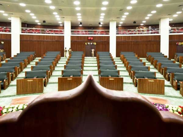 నారాయణ, చైతన్యలకు రూ.50 లక్షల చొప్పున జరిమానా నారాయణ, చైతన్యలకు రూ.50 లక్షల చొప్పున జరిమానా