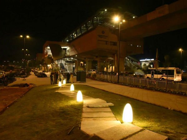 మొదటి రోజు లక్ష మంది...