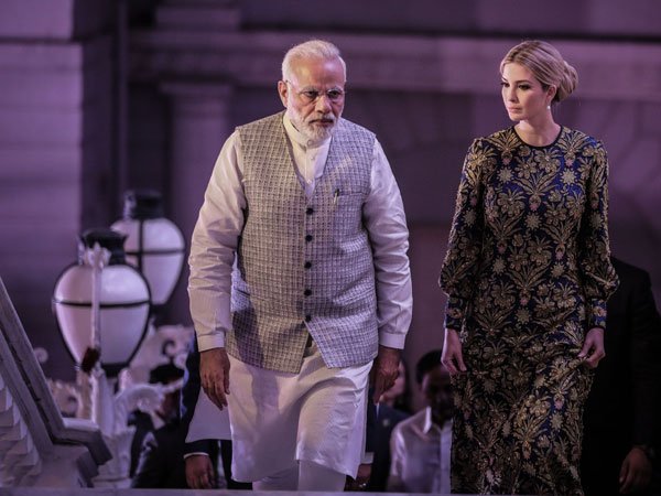 సంజేష్ నేతృత్వంలో వంటకాలు సంజేష్ నేతృత్వంలో వంటకాలు