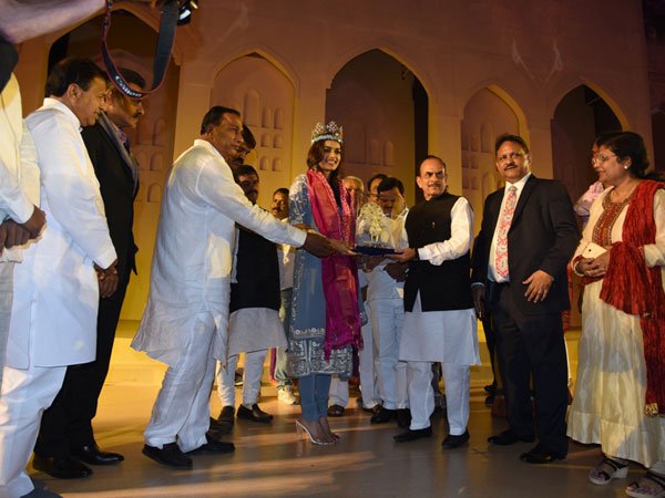  తల్లిదండ్రులకు ఎంత చేసినా తక్కువే