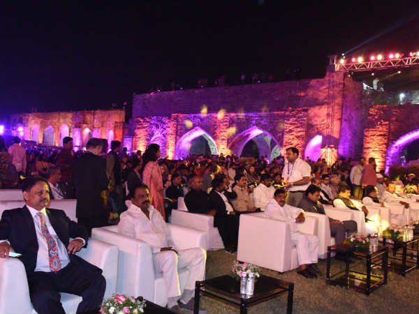 అలాంటి ఇవాంక మన వద్దకు వచ్చింది