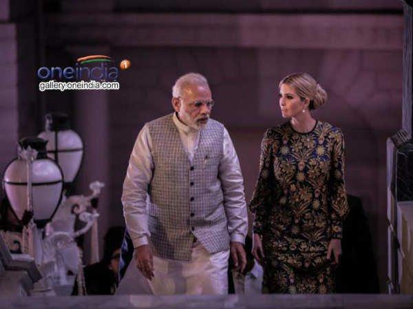 మోడీనే తీసుకు వచ్చారు మోడీనే తీసుకు వచ్చారు