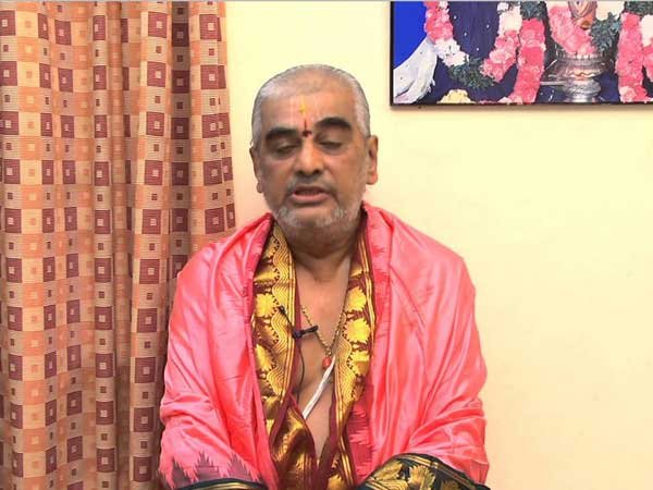 TTD chief priest A.V. Ramana Deekshitulu sparked another controversy 