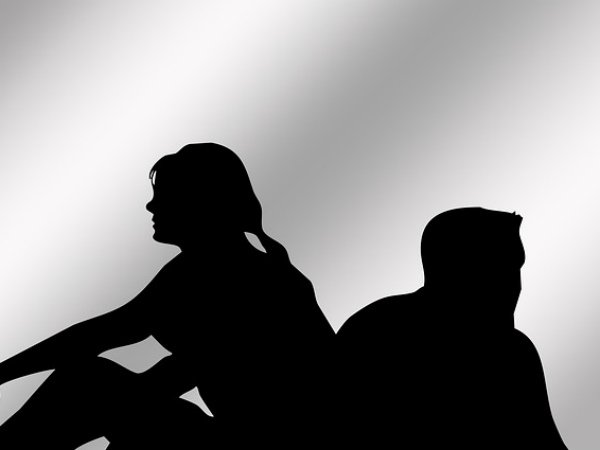 ప్రతిరోజూ గొడవ ప్రతిరోజూ గొడవ