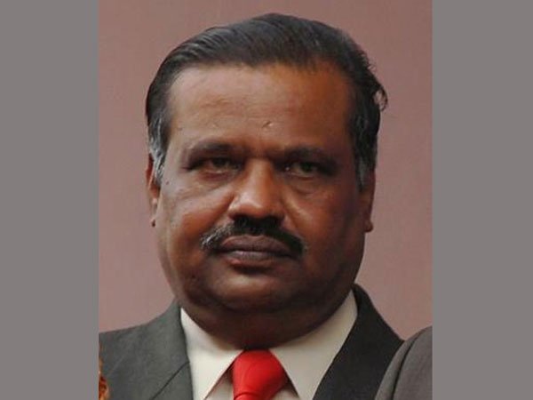 మంజునాథ కమిషన్ నివేదిక రాకుండానే... మంజునాథ కమిషన్ నివేదిక రాకుండానే...