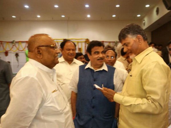 మమ్మల్ని తప్పించడమేనని...