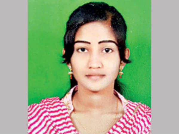  రమీజా నేపథ్యం: