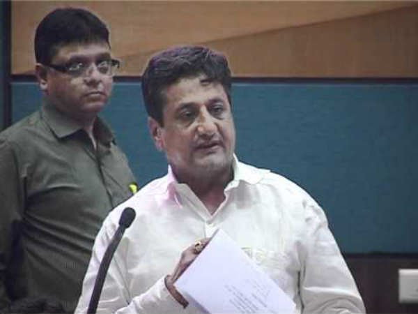 లునావాడలో సీనియర్ కాంగ్రెస్ నేత దిగ్విజయ్ అల్లుడు 