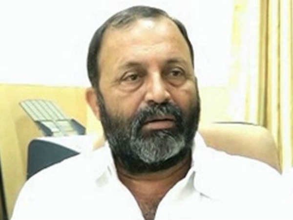  ఎంపీ ఏకే పటేల్ సోదరుడు అతుల్ కే పటేల్ కూడా పోటీ