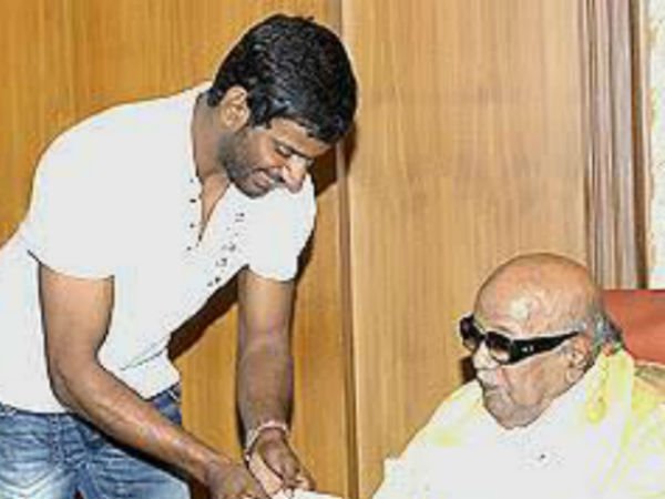 విశాల్ కరుణానిధిని కలుసుకుని...