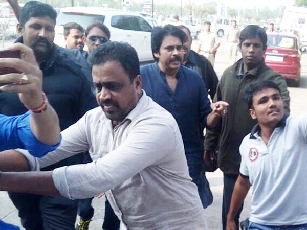  విద్యార్థి ప్రశ్నతో పవన్ అంతర్మథనం