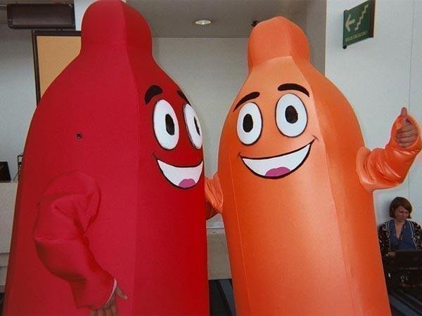 అభ్యంతరకరమైన దృశ్యాలు అభ్యంతరకరమైన దృశ్యాలు