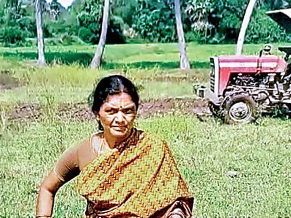  పోలీసుల కథనం ప్రకారం: