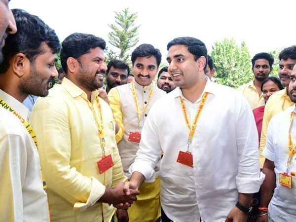 కేడర్ కు అవగాహన....