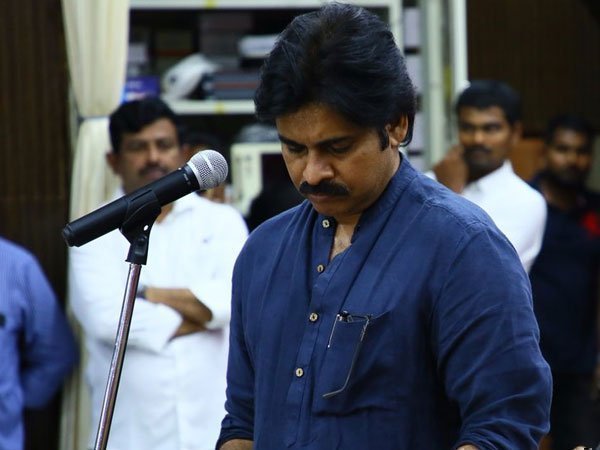రెండుసార్లు మీ విజయానికి నేను తోడ్పడ్డా... రెండుసార్లు మీ విజయానికి నేను తోడ్పడ్డా...