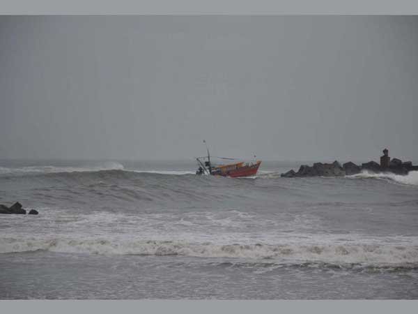 1, 500 మంది జాలర్లు !