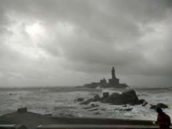 సముద్రంలో తేలుతున్న శవాలు !