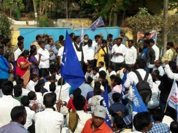 వాస్తవం కాదంటూ..