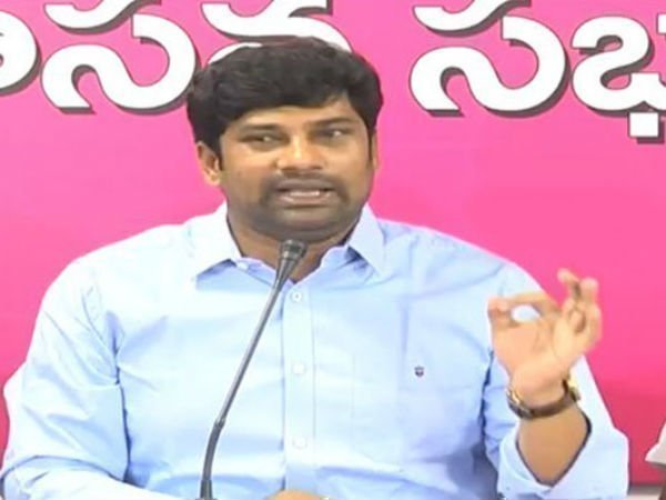 కుక్కలా, గజ్జికుక్కలకు పట్టిన గతే రేవంత్‌కు పడుతుంది