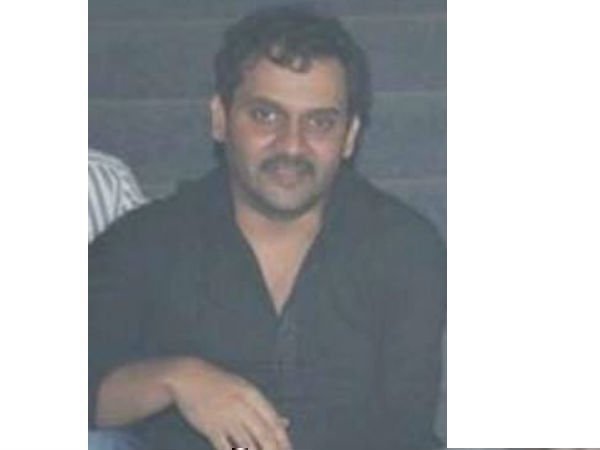 విజయ్ కు బ్లాక్ మెయిల్స్