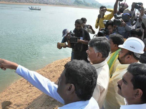  చంద్రబాబు ఇలా నడకనే...