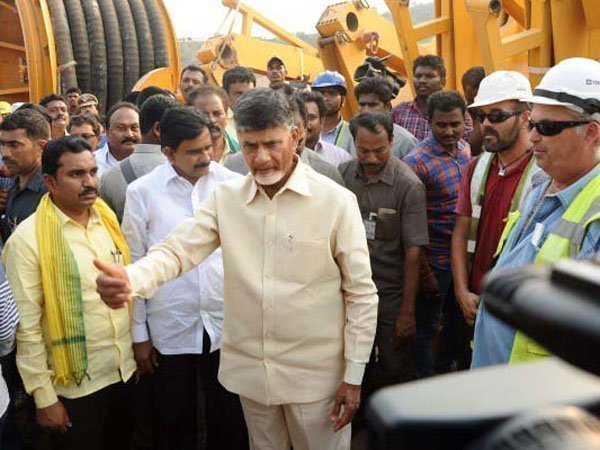  చంద్రబాబుతో వ్యూహత్మక అడుగులు